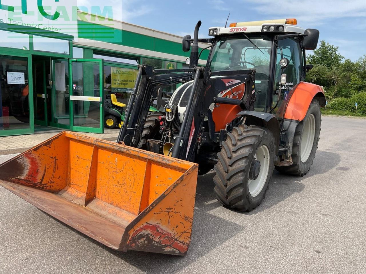 Steyr 4120 Profi - Трактор: фото 1 Steyr 4120 Profi - Трактор: фото 1