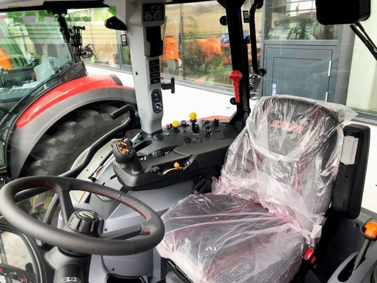 Steyr 4120 multi (stage v) CVT - Трактор: фото 1 Steyr 4120 multi (stage v) CVT - Трактор: фото 1