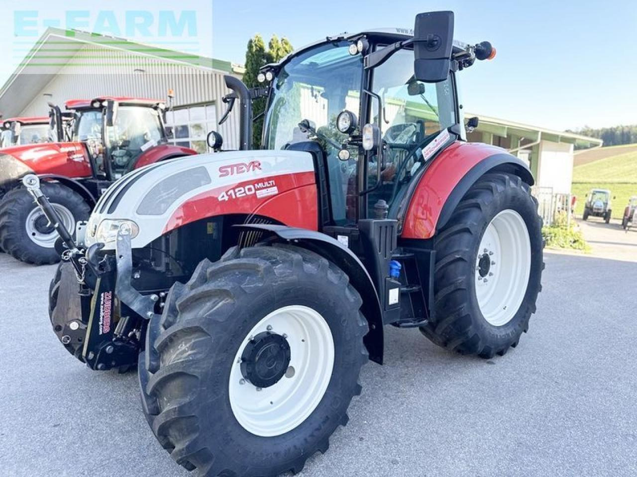Steyr 4120 multi (stage v) - Трактор: фото 1 Steyr 4120 multi (stage v) - Трактор: фото 1