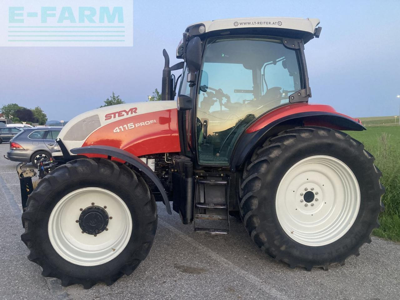 Steyr profi 4110 - Трактор: фото 3 Steyr profi 4110 - Трактор: фото 3