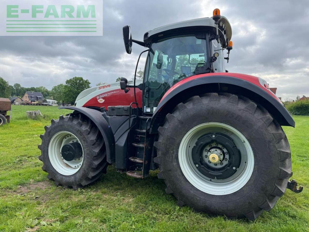 Steyr terrus 6300 cvt CVT - Трактор: фото 4 Steyr terrus 6300 cvt CVT - Трактор: фото 4