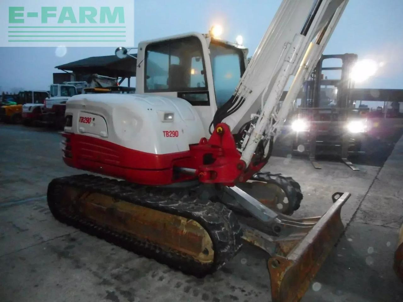 Takeuchi tb 290 mit poowertilt + hydr. sw + klima - Мини-экскаватор: фото 5 Takeuchi tb 290 mit poowertilt + hydr. sw + klima - Мини-экскаватор: фото 5