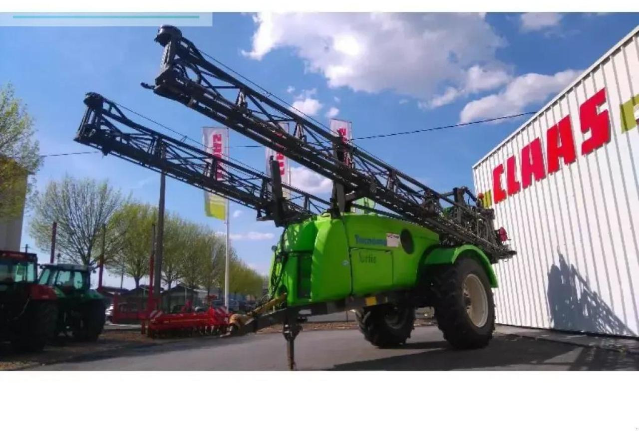 Tecnoma fortis 4300 - Прицепной опрыскиватель: фото 2 Tecnoma fortis 4300 - Прицепной опрыскиватель: фото 2