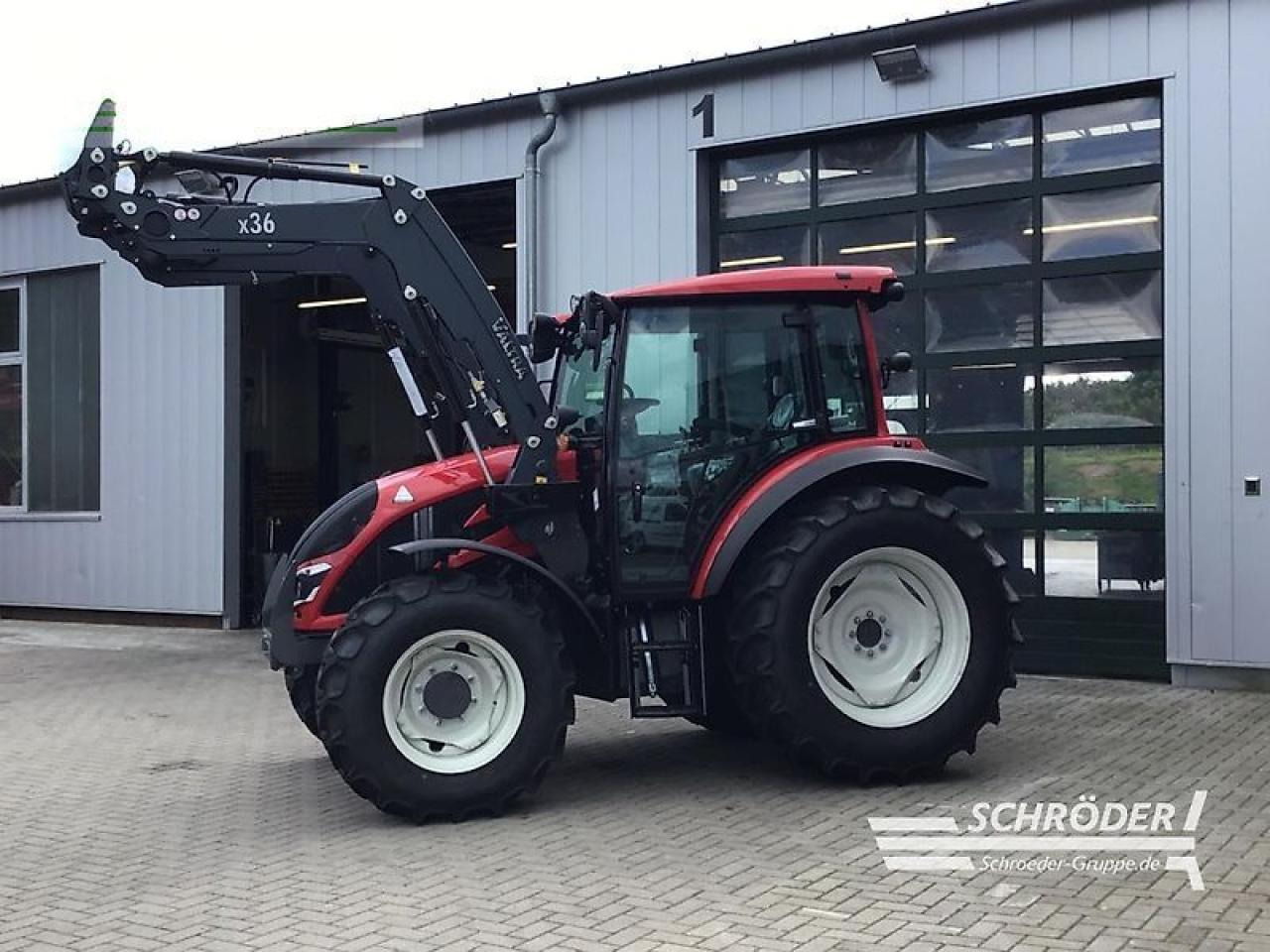 Valtra a 75 sh - Трактор: фото 1 Valtra a 75 sh - Трактор: фото 1