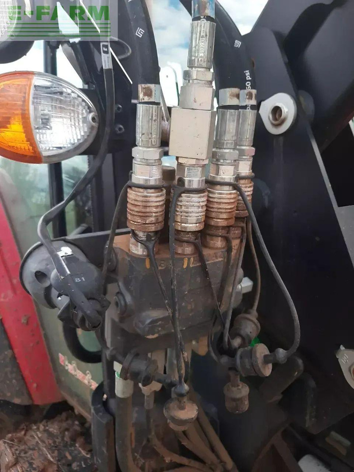 Трактор Valtra a 95: фото 8