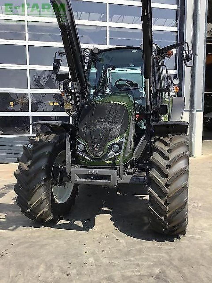 Valtra a115 mh4 - Трактор: фото 4 Valtra a115 mh4 - Трактор: фото 4