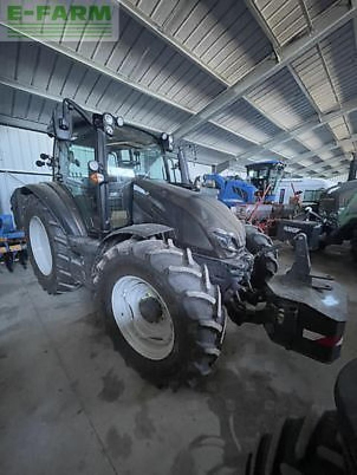 Valtra g125 - Трактор: фото 2 Valtra g125 - Трактор: фото 2