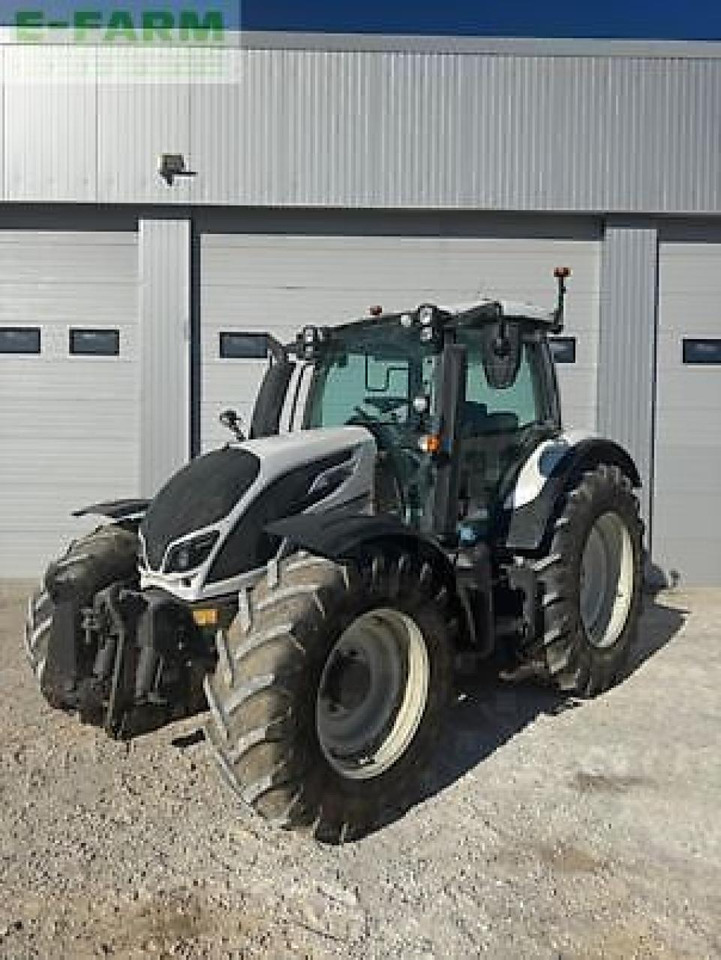 Valtra n134 h5 - Трактор: фото 1 Valtra n134 h5 - Трактор: фото 1
