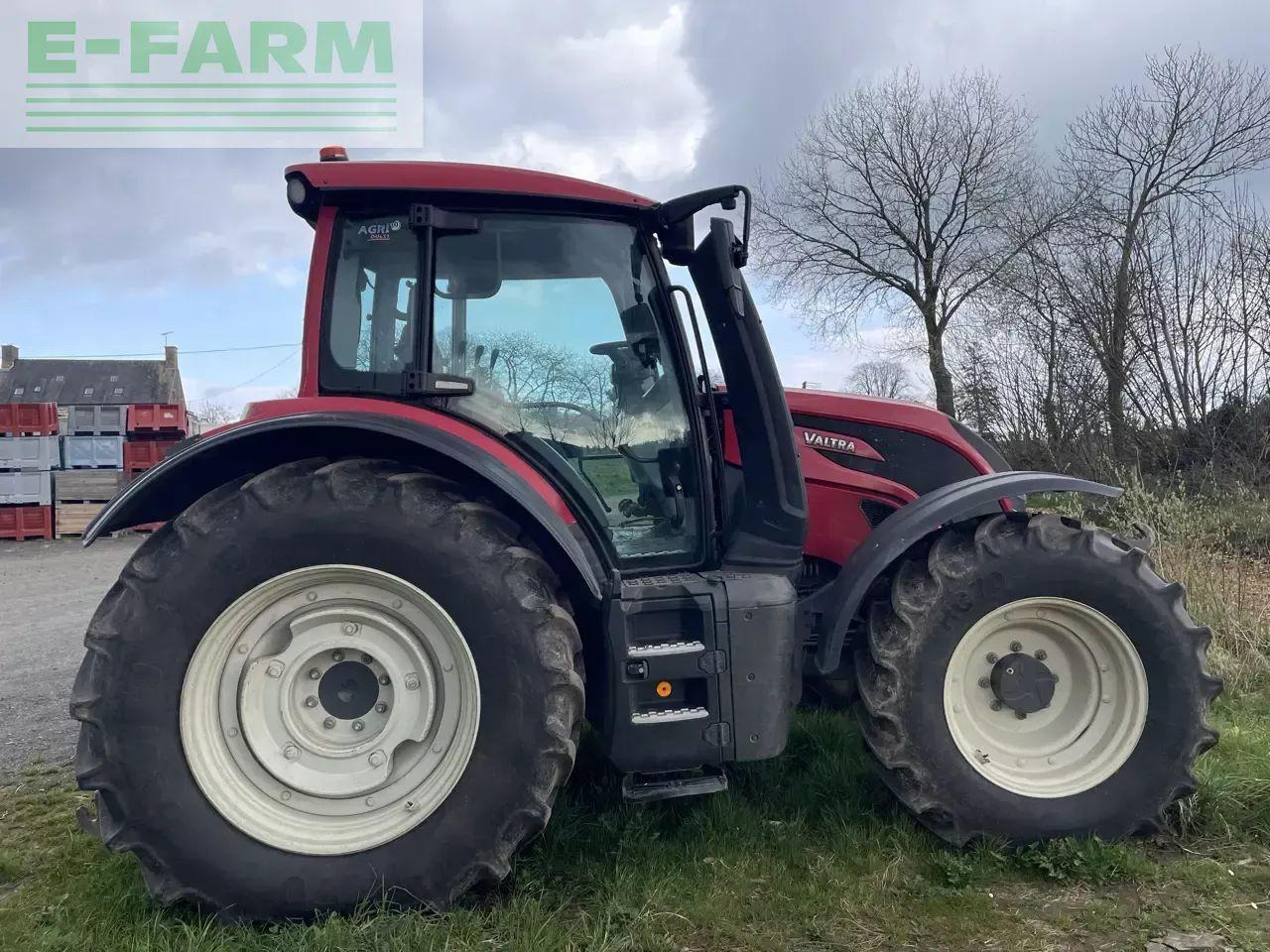 Valtra n135 a - Трактор: фото 5 Valtra n135 a - Трактор: фото 5