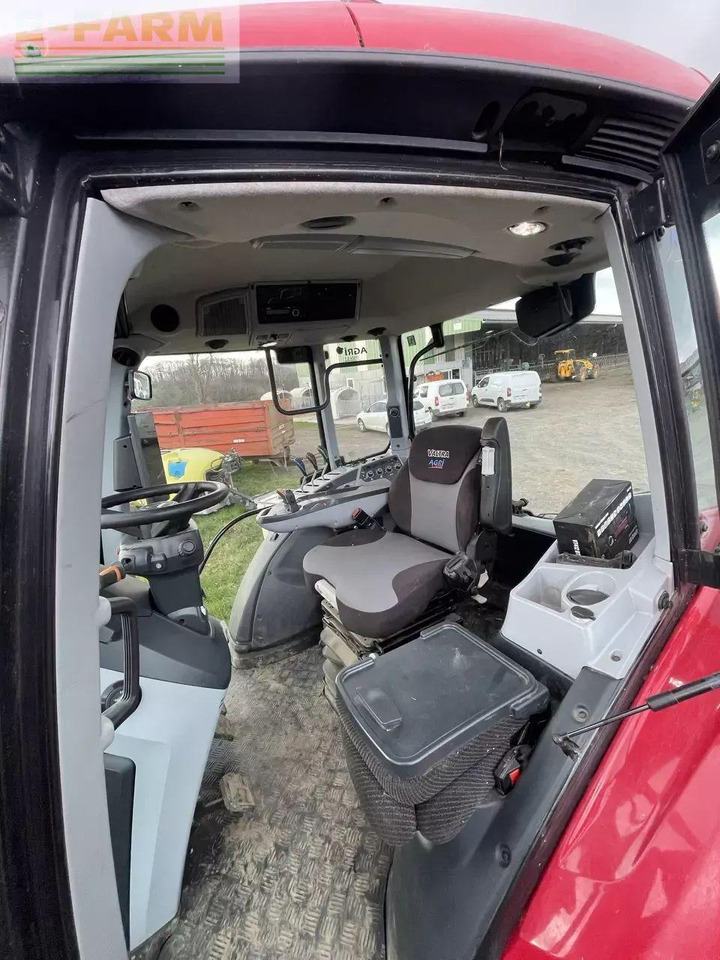 Valtra n135 a - Трактор: фото 2 Valtra n135 a - Трактор: фото 2