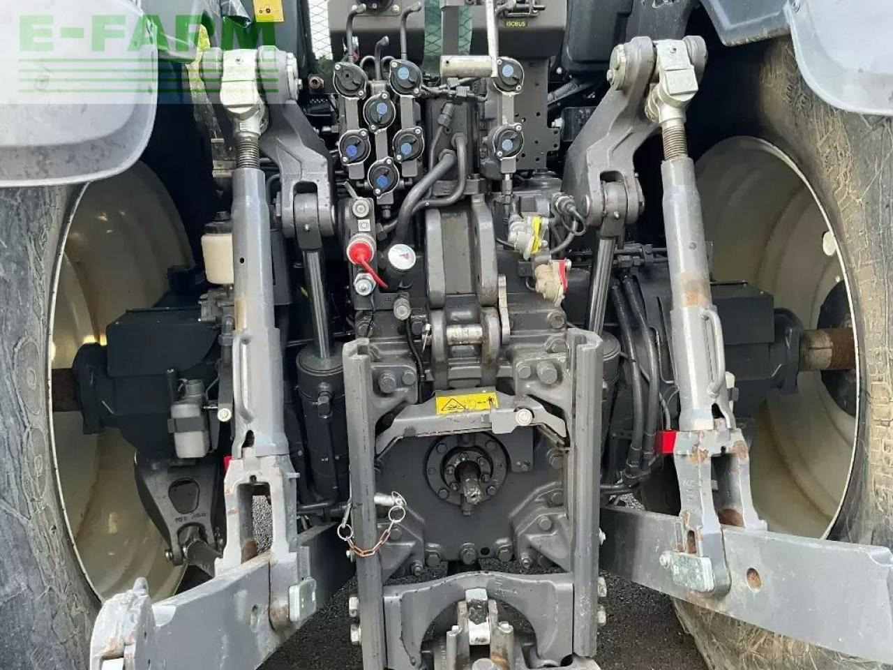 Valtra s 294 smarttouch - Трактор: фото 5 Valtra s 294 smarttouch - Трактор: фото 5