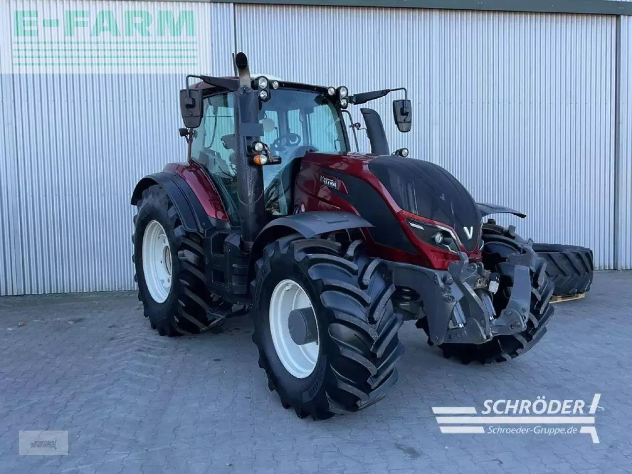 Valtra t 254 v smarttouch - Трактор: фото 1 Valtra t 254 v smarttouch - Трактор: фото 1