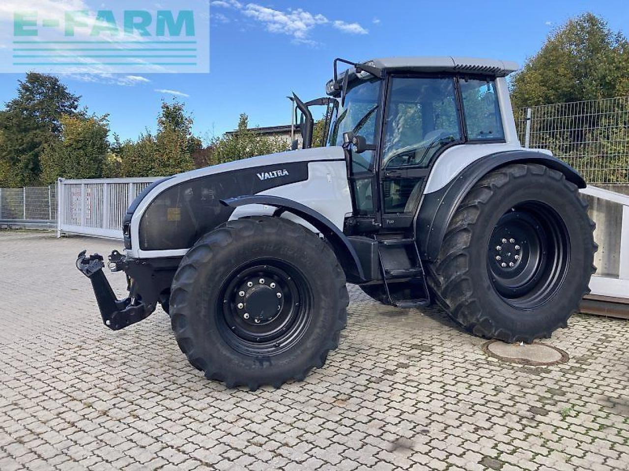 Valtra t170 - Трактор: фото 1 Valtra t170 - Трактор: фото 1