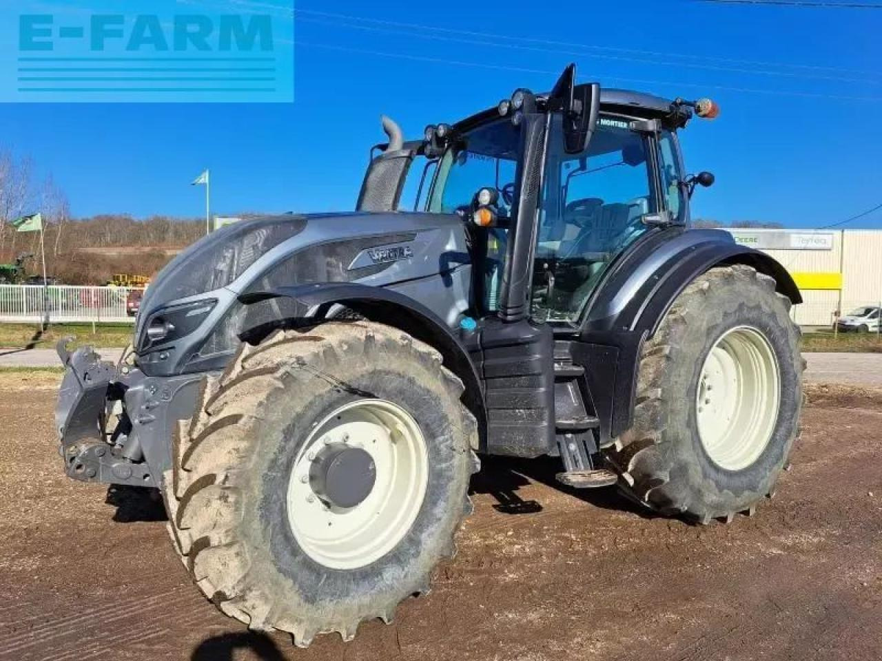 Valtra t214 - Трактор: фото 1 Valtra t214 - Трактор: фото 1