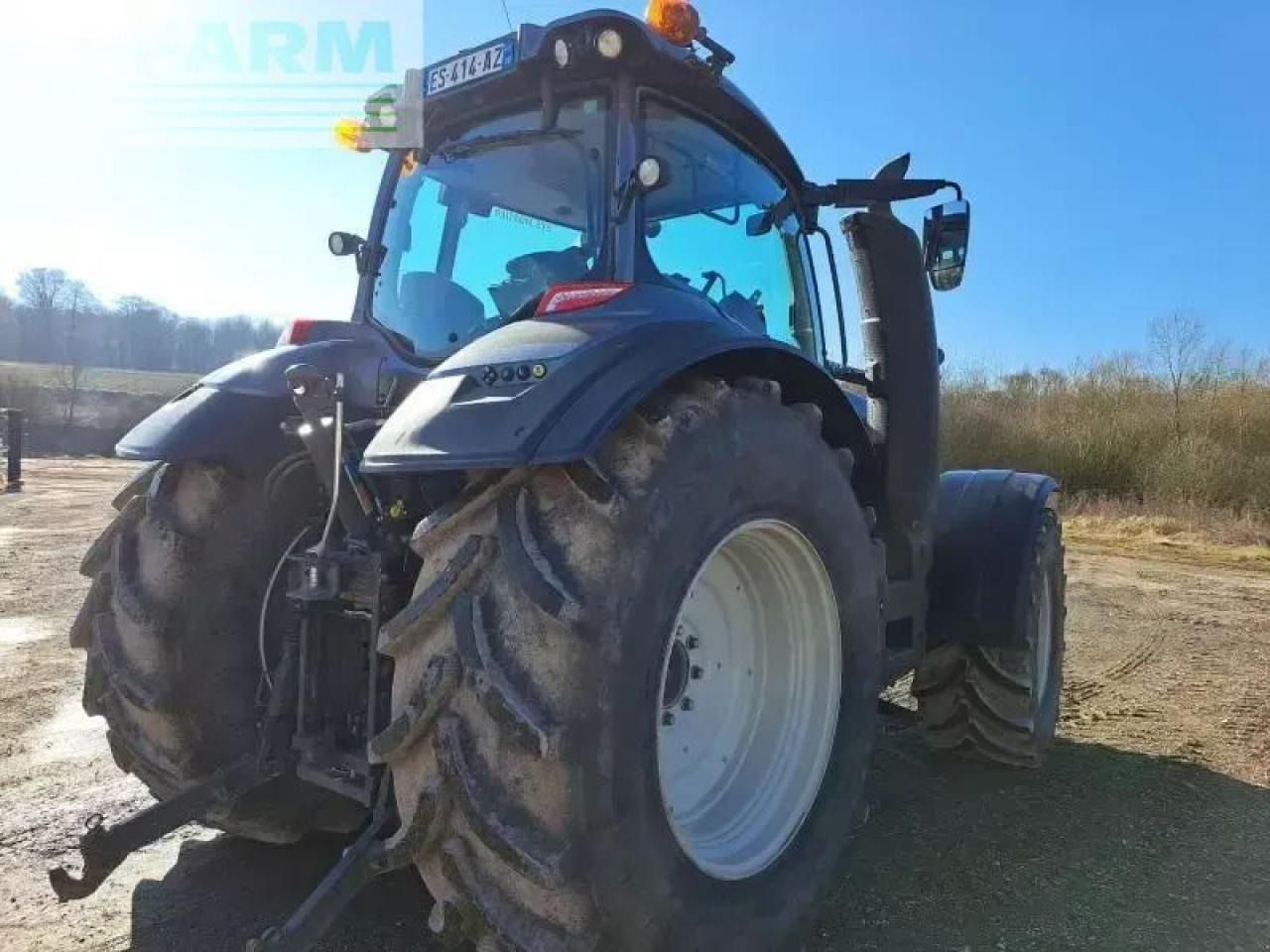 Valtra t214 - Трактор: фото 4 Valtra t214 - Трактор: фото 4
