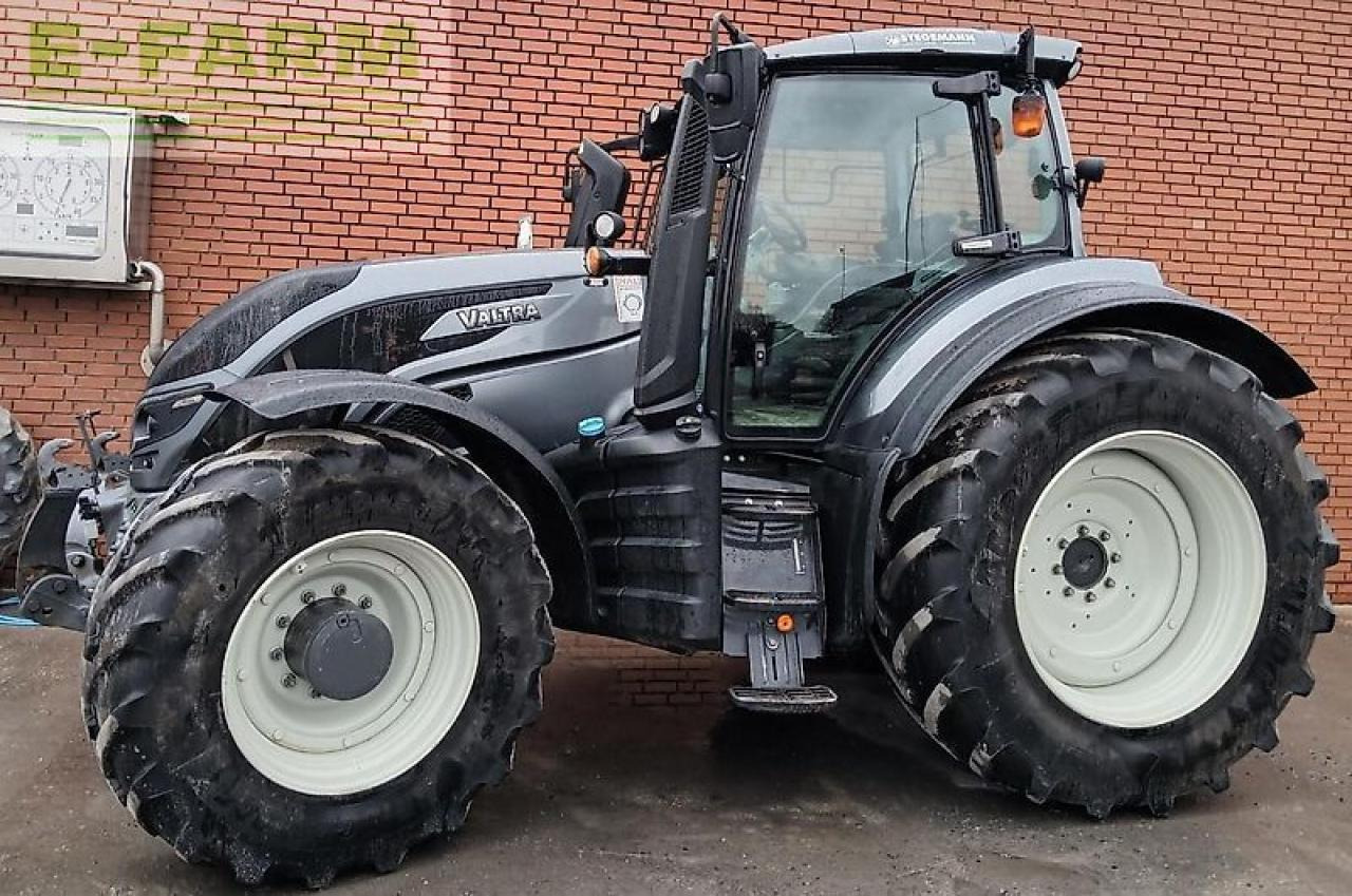 Valtra t214 direct Direct - Трактор: фото 1 Valtra t214 direct Direct - Трактор: фото 1