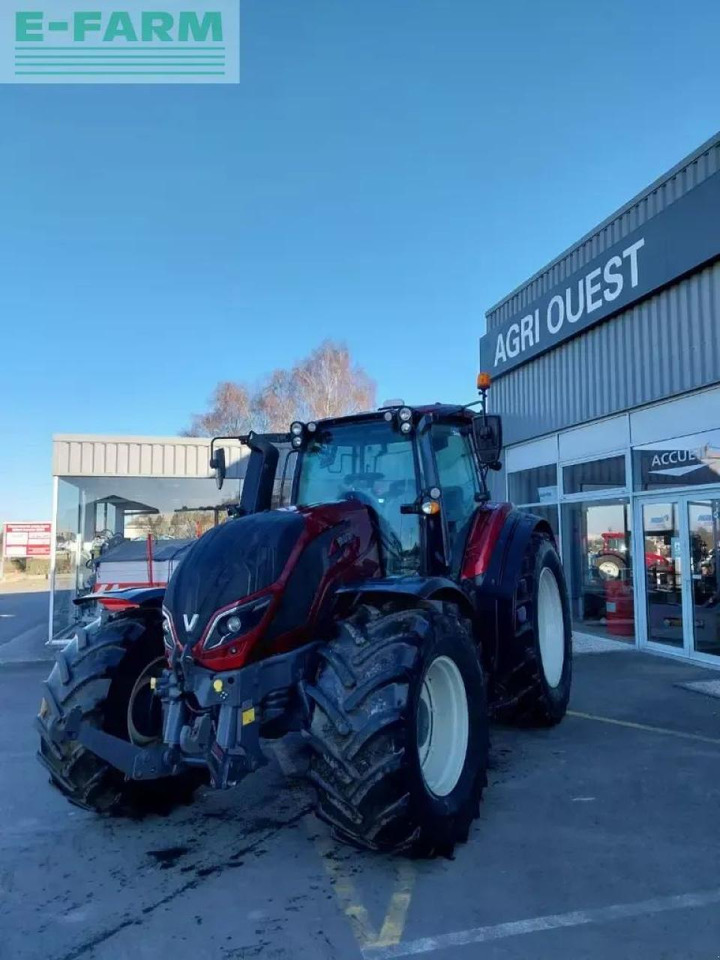 Трактор Valtra t214a: фото 9