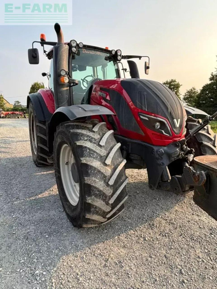 Valtra t214v - Трактор: фото 3 Valtra t214v - Трактор: фото 3