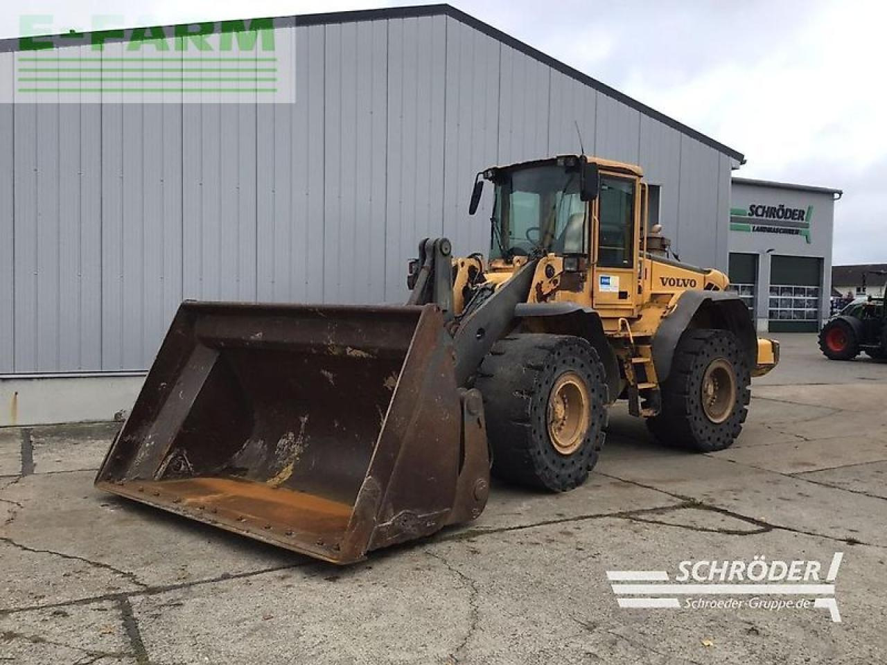 Volvo l 110 e - Мини-экскаватор: фото 2 Volvo l 110 e - Мини-экскаватор: фото 2