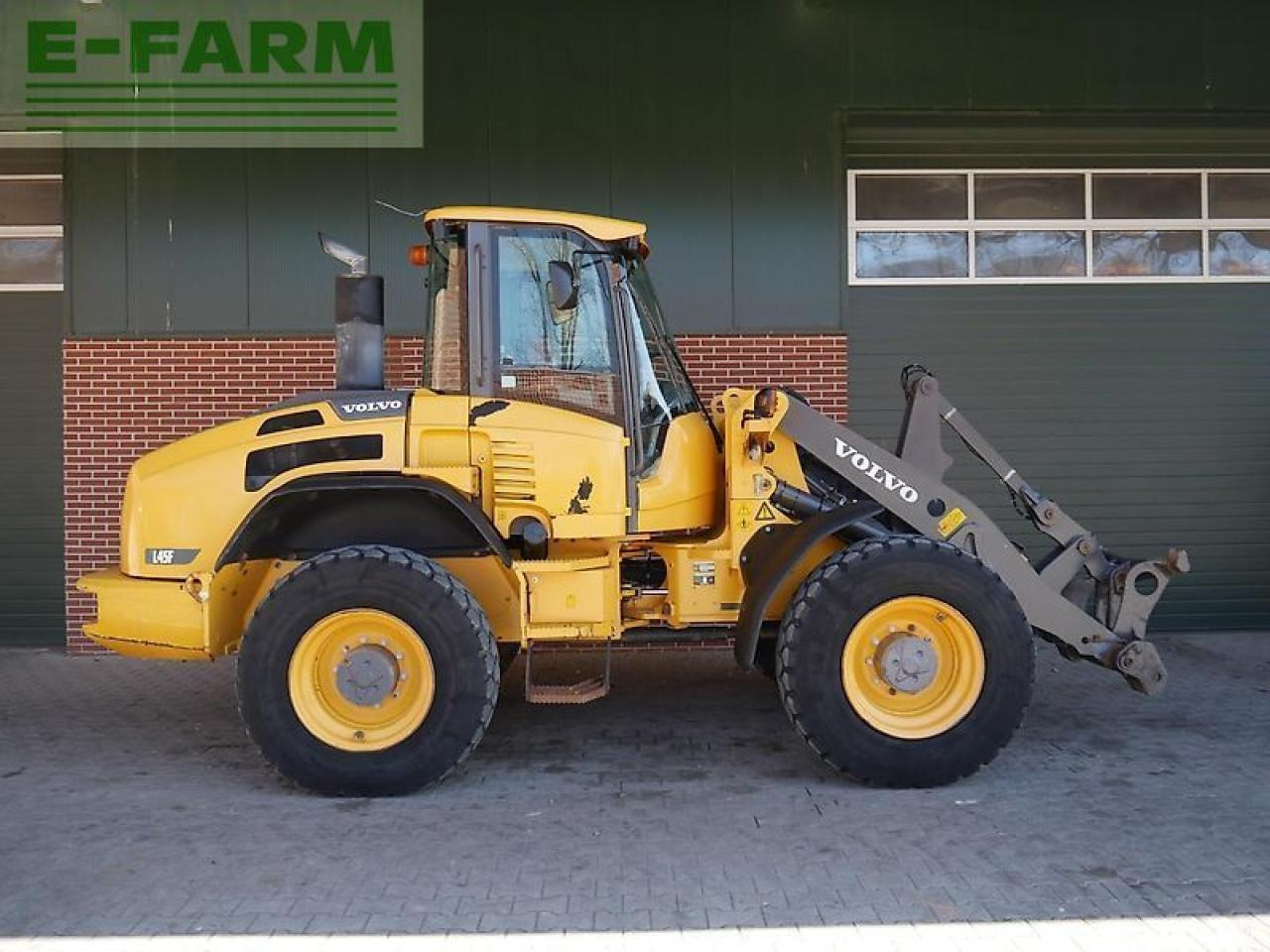 Volvo l45f - Мини-экскаватор: фото 5 Volvo l45f - Мини-экскаватор: фото 5