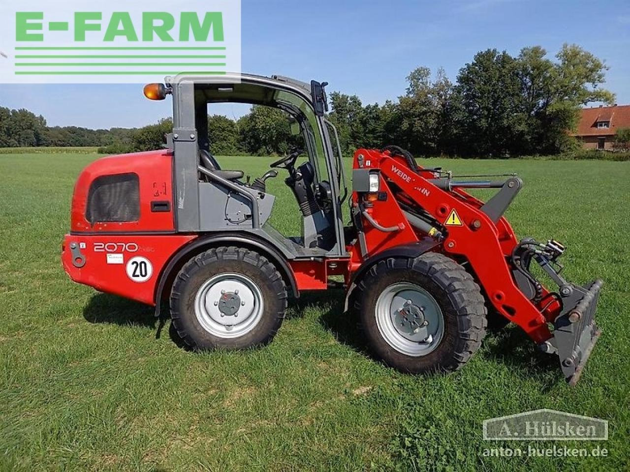 Weidemann 2070 cx 80lp - Мини-экскаватор: фото 1 Weidemann 2070 cx 80lp - Мини-экскаватор: фото 1