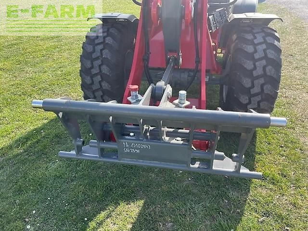 Weidemann 3080 lp - Мини-экскаватор: фото 2 Weidemann 3080 lp - Мини-экскаватор: фото 2