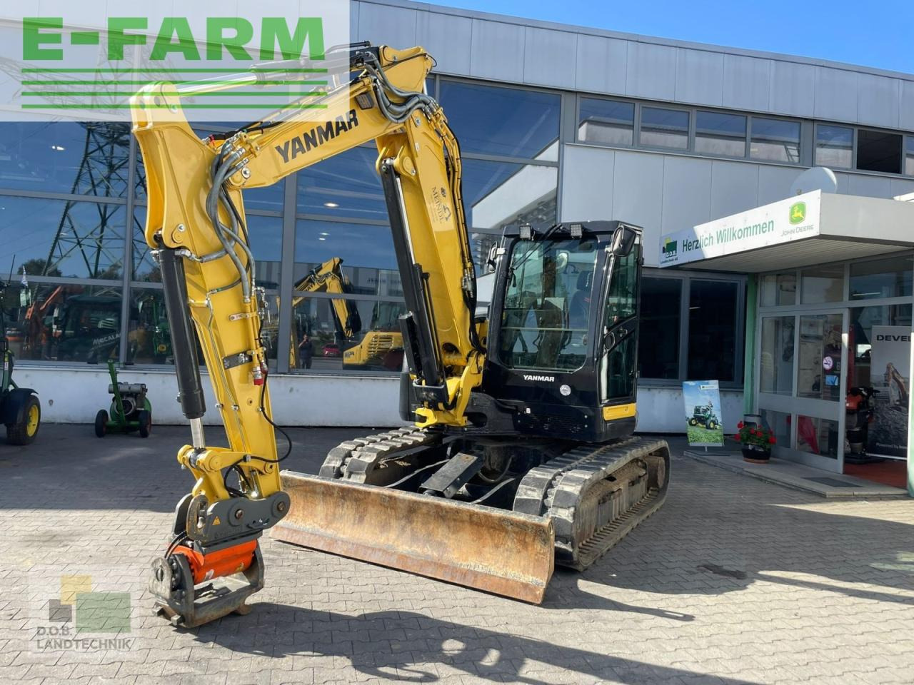Yanmar sv 100 - Гусеничный экскаватор: фото 1 Yanmar sv 100 - Гусеничный экскаватор: фото 1