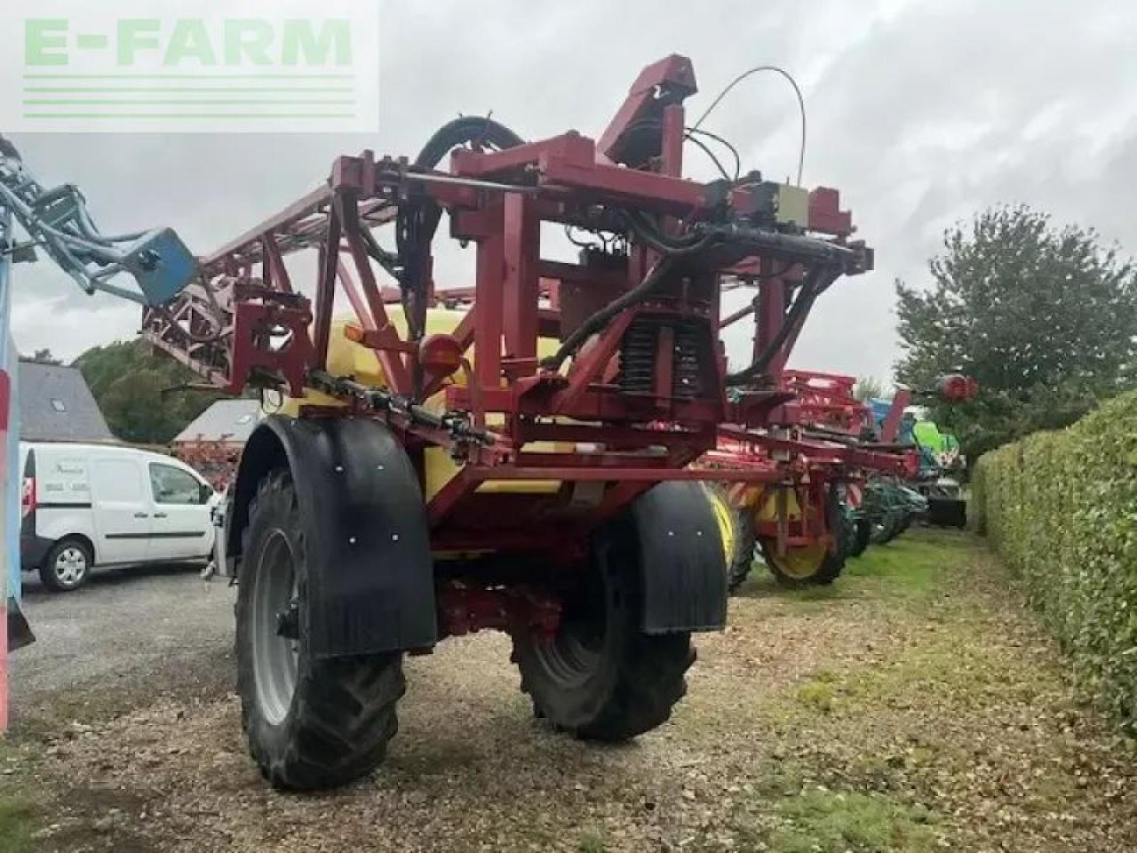 Commender4400l - Прицепной опрыскиватель: фото 2 Commender4400l - Прицепной опрыскиватель: фото 2