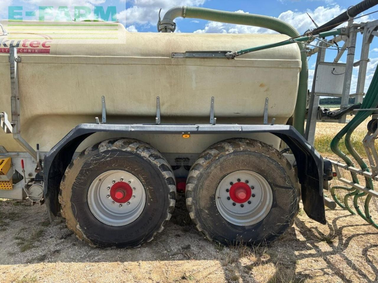 / k 14 pul 14m3 mit 15m schleppschlauch - Цистерна для жидкого навоза: фото 5 / k 14 pul 14m3 mit 15m schleppschlauch - Цистерна для жидкого навоза: фото 5