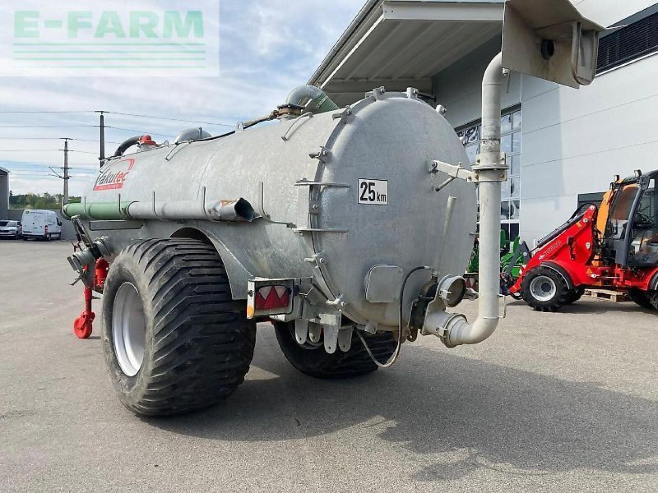 Va-t 8300 - Техника для внесения удобрений: фото 4 Va-t 8300 - Техника для внесения удобрений: фото 4