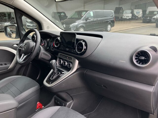 MERCEDES-BENZ EQT 200 Power Plus,AHK,Navi,LED,Rückfahrkamera - Пассажирский фургон, Электрический фургон: фото 4 MERCEDES-BENZ EQT 200 Power Plus,AHK,Navi,LED,Rückfahrkamera - Пассажирский фургон, Электрический фургон: фото 4