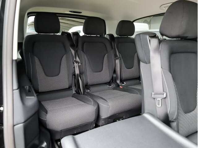 MERCEDES-BENZ EQV 300 Extralang,8Sitze,2elektr.Schiebetür,LED - Микроавтобус, Электробус: фото 4 MERCEDES-BENZ EQV 300 Extralang,8Sitze,2elektr.Schiebetür,LED - Микроавтобус, Электробус: фото 4
