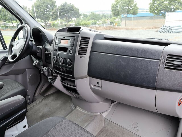 MERCEDES-BENZ Sprinter 316CDI DOKA,Allrad,Klima - Малотоннажный бортовой грузовик, Грузопассажирский фургон: фото 3 MERCEDES-BENZ Sprinter 316CDI DOKA,Allrad,Klima - Малотоннажный бортовой грузовик, Грузопассажирский фургон: фото 3