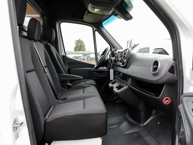 MERCEDES-BENZ Sprinter 317 Maxi,9GTronic,MBUX,Kamera... - Цельнометаллический фургон: фото 3 MERCEDES-BENZ Sprinter 317 Maxi,9GTronic,MBUX,Kamera... - Цельнометаллический фургон: фото 3