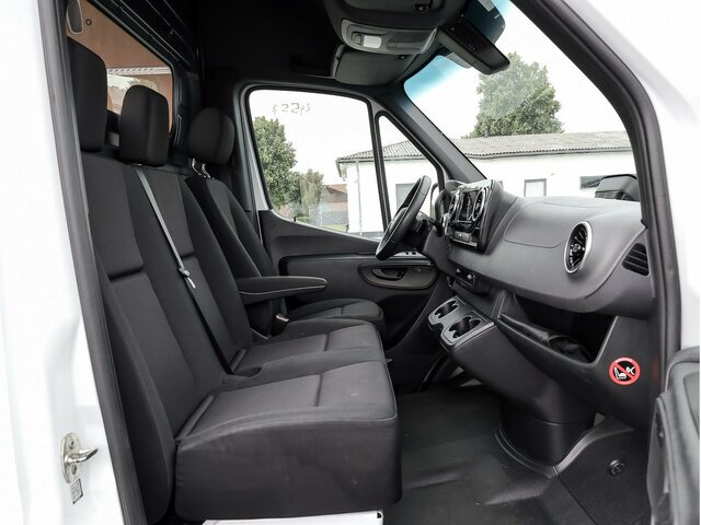 MERCEDES-BENZ Sprinter 317 Maxi,9GTronic,MBUX,Kamera - Цельнометаллический фургон: фото 3 MERCEDES-BENZ Sprinter 317 Maxi,9GTronic,MBUX,Kamera - Цельнометаллический фургон: фото 3