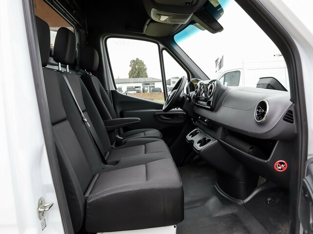 MERCEDES-BENZ Sprinter 317 Maxi,9GTronic,MBUX,Kamera - Цельнометаллический фургон: фото 3 MERCEDES-BENZ Sprinter 317 Maxi,9GTronic,MBUX,Kamera - Цельнометаллический фургон: фото 3