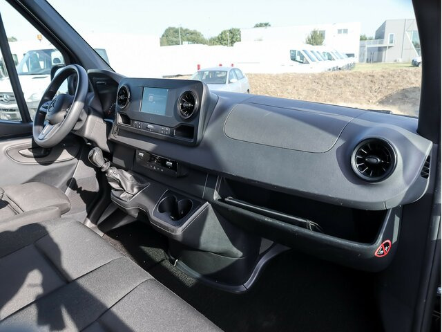MERCEDES-BENZ Sprinter 317 Maxi,MBUX,Kamera,Tempomat - Цельнометаллический фургон: фото 4 MERCEDES-BENZ Sprinter 317 Maxi,MBUX,Kamera,Tempomat - Цельнометаллический фургон: фото 4