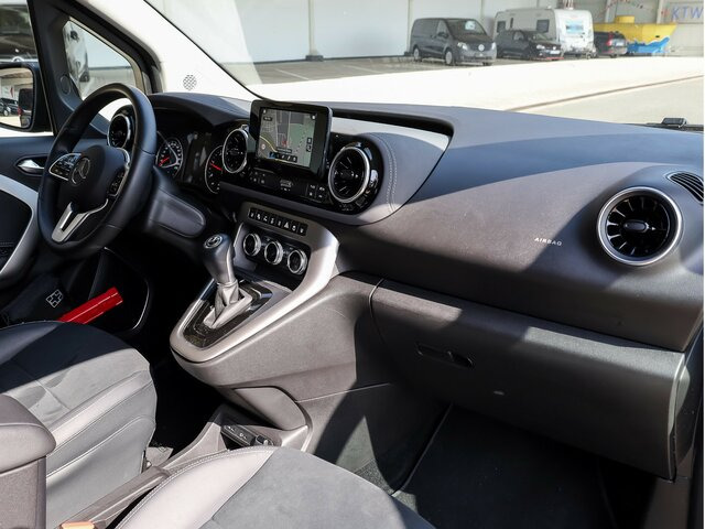 MERCEDES-BENZ T 180 d,Progressive Edition,Automatik,LED,MBUX... - Пассажирский фургон: фото 4 MERCEDES-BENZ T 180 d,Progressive Edition,Automatik,LED,MBUX... - Пассажирский фургон: фото 4