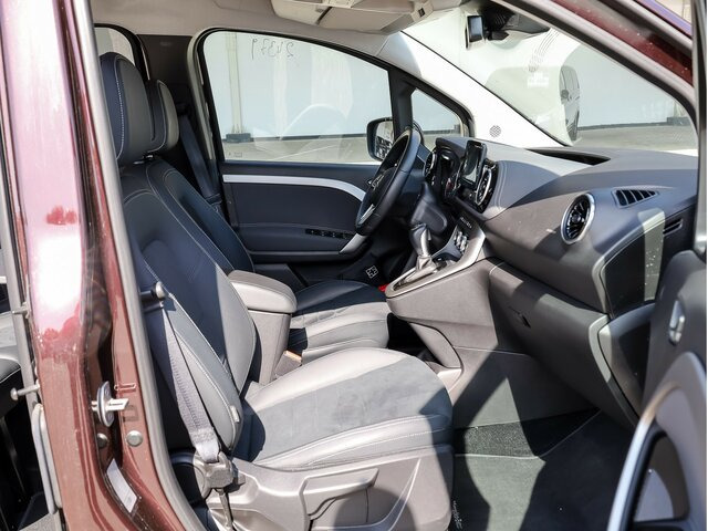 MERCEDES-BENZ T 180 d,Progressive Edition,Automatik,LED,MBUX... - Пассажирский фургон: фото 3 MERCEDES-BENZ T 180 d,Progressive Edition,Automatik,LED,MBUX... - Пассажирский фургон: фото 3