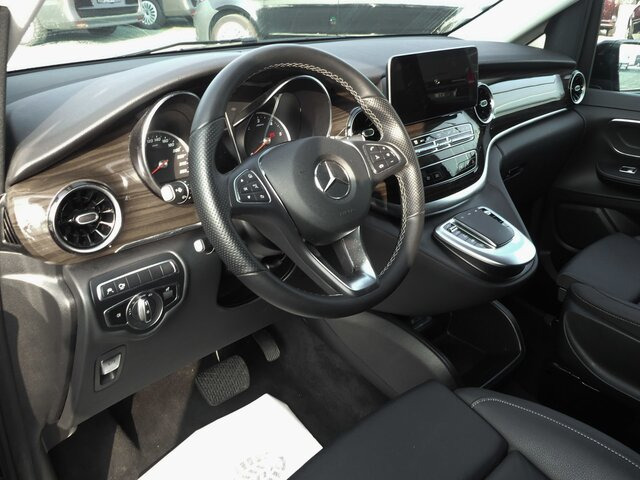 MERCEDES-BENZ V 300 Avantgarde Extralang,2xSchiebetür elektr.... - Пассажирский фургон: фото 4 MERCEDES-BENZ V 300 Avantgarde Extralang,2xSchiebetür elektr.... - Пассажирский фургон: фото 4