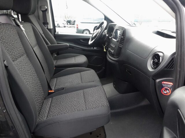 MERCEDES-BENZ Vito 116CDI lang,TourerPro,2xKlima,9Sitze,Kamera - Пассажирский фургон: фото 2 MERCEDES-BENZ Vito 116CDI lang,TourerPro,2xKlima,9Sitze,Kamera - Пассажирский фургон: фото 2