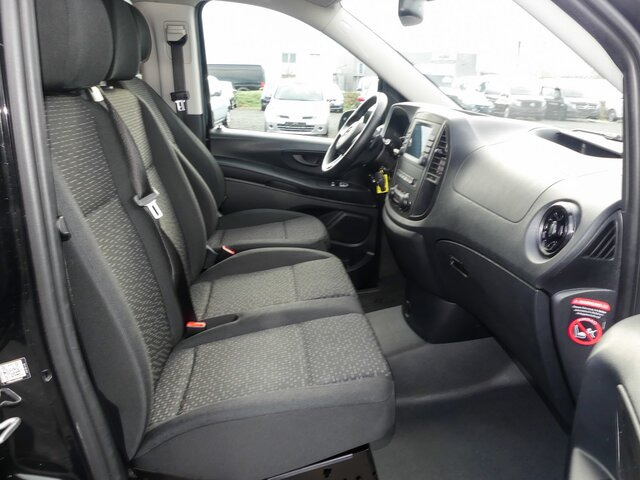 MERCEDES-BENZ Vito 116CDI lang,TourerPro,2xKlima,9Sitze,Kamera - Пассажирский фургон: фото 2 MERCEDES-BENZ Vito 116CDI lang,TourerPro,2xKlima,9Sitze,Kamera - Пассажирский фургон: фото 2