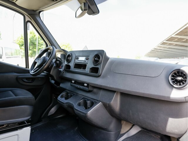 MERCEDES-BENZ eSprinter 312 Kasten FWD,3.924mm Radstand - Цельнометаллический фургон, Электрический фургон: фото 4 MERCEDES-BENZ eSprinter 312 Kasten FWD,3.924mm Radstand - Цельнометаллический фургон, Электрический фургон: фото 4