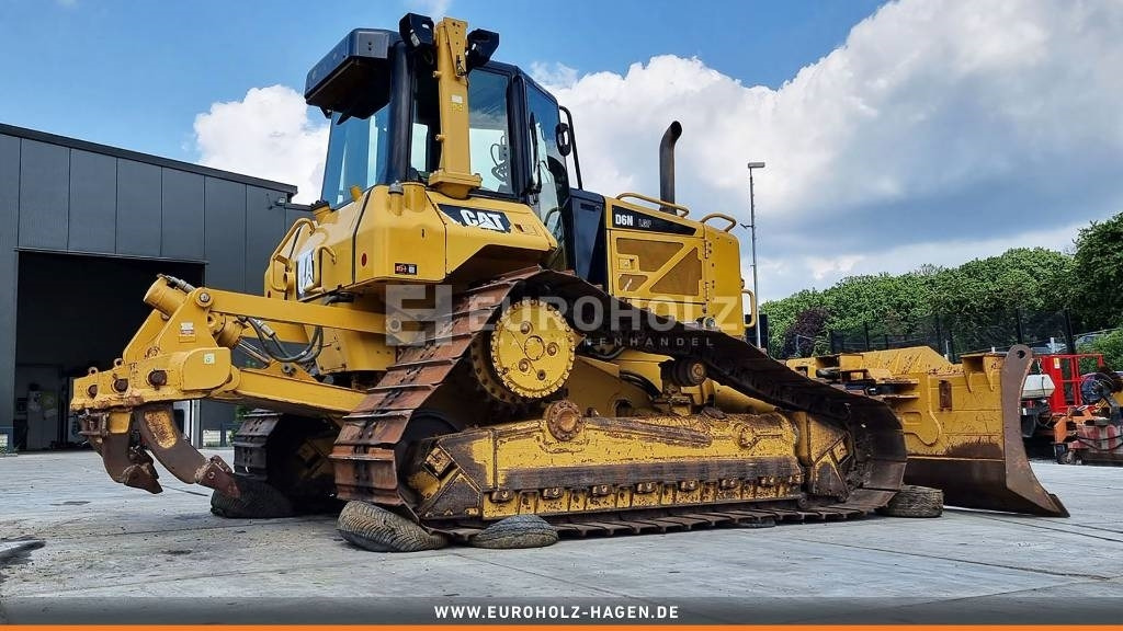 CAT D6N T4 LGP Ripper hydraulische 6-Wege-Verstellung - Бульдозер: фото 4 CAT D6N T4 LGP Ripper hydraulische 6-Wege-Verstellung - Бульдозер: фото 4