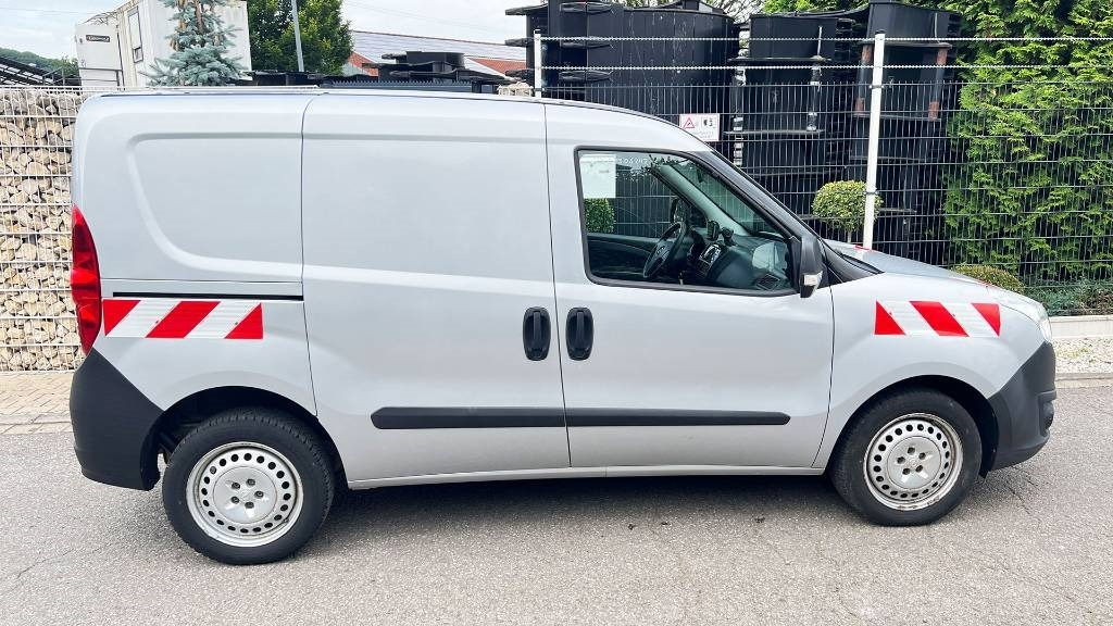 Opel Combo, 1.3 CDTi, Kastenwagen, Klima, PDC - Малотоннажный фургон: фото 2 Opel Combo, 1.3 CDTi, Kastenwagen, Klima, PDC - Малотоннажный фургон: фото 2