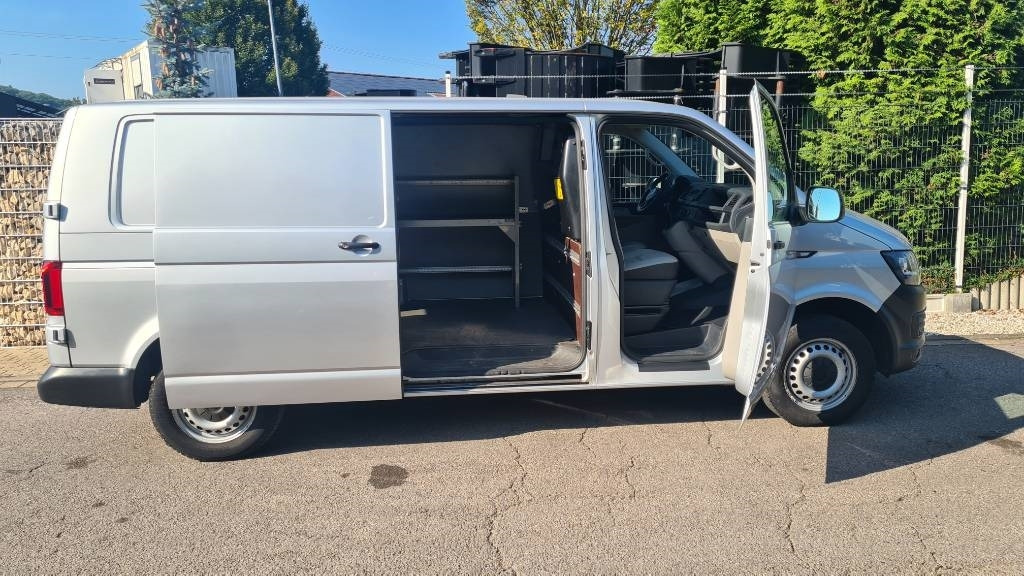 Volkswagen T5 2.0 TDI, Kasten, Werkstattschränke, Klima, AHK  - Малотоннажный фургон: фото 5 Volkswagen T5 2.0 TDI, Kasten, Werkstattschränke, Klima, AHK  - Малотоннажный фургон: фото 5