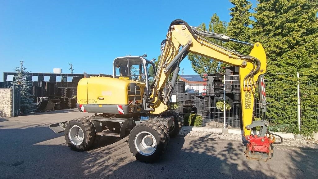Wacker Neuson 9503 Bagger Powertilt, SW Martin, Verstellausleger - Колёсный экскаватор: фото 2 Wacker Neuson 9503 Bagger Powertilt, SW Martin, Verstellausleger - Колёсный экскаватор: фото 2