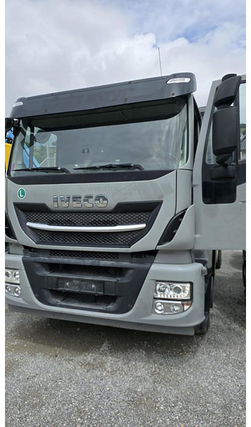 Iveco Stralis 6x2 Baustoffpritsche mit Hiab 228-E5 Kran - Грузовик бортовой/ Платформа: фото 1 Iveco Stralis 6x2 Baustoffpritsche mit Hiab 228-E5 Kran - Грузовик бортовой/ Платформа: фото 1