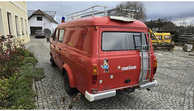 Ford Transit Feuerwehrauto - Лёгкий коммерческий автомобиль: фото 5 Ford Transit Feuerwehrauto - Лёгкий коммерческий автомобиль: фото 5