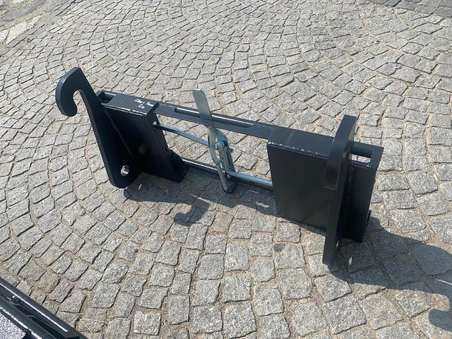 Big Adapter Claas Scorpion auf Euro - Навесное оборудование: фото 3 Big Adapter Claas Scorpion auf Euro - Навесное оборудование: фото 3